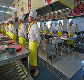 藍領新貴引行業(yè)矚目 廚師人才不斷走俏