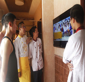 張亮—我需要一個(gè)對(duì)得起夢(mèng)想的學(xué)校