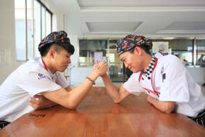 【新生訪談】胡曉望、楊皓元：性格南轅北轍，目標殊途同歸