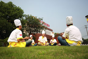 【新生訪談】侯學亮：學廚，拓寬人生的選擇