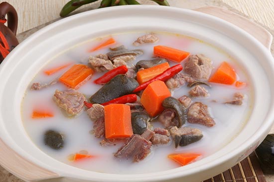 上海新東方——清湯羊肉火鍋的做法