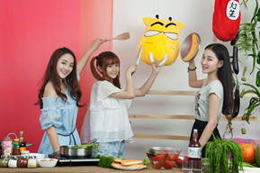 來吧！姑娘！一起來做美廚娘吧！