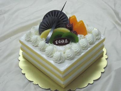 新東方西點(diǎn)培訓(xùn)——慕斯蛋糕的做法