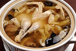 如何煲出鮮美營養(yǎng)的雞湯