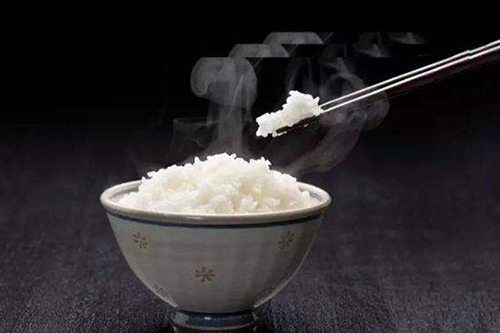 吃飯的3個(gè)禁忌你又知道多少