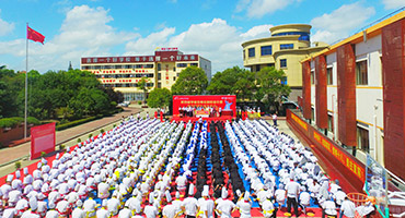 上海新東方烹飪學(xué)校一分鐘驚艷亮相！