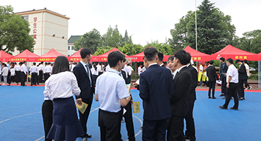 上海新東方春季大型校園招聘會開始啦！20多家名企酒店即將到校招聘