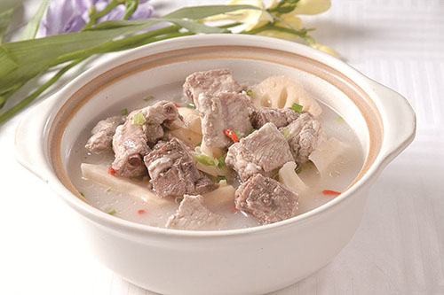 常喝骨頭湯有哪些益處