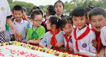 他們說(shuō) 這是自己收到的最好的兒童節(jié)禮物