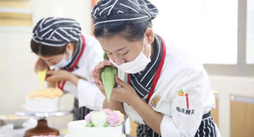 烘焙？西點？傻傻分不清楚，本文為您專項答疑解惑！讓您選課不糾結(jié)，專業(yè)隨心挑！