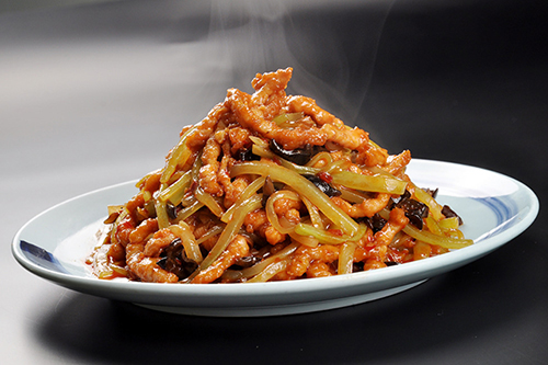 魚(yú)香肉絲的正宗做法,一定要記住這三個(gè)小竅門(mén)