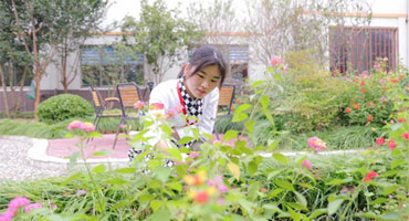 【新生訪談】王靜思：向著美好 努力拼搏