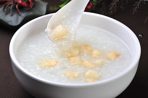 早上空腹吃這三種養(yǎng)生飯 養(yǎng)生功效強