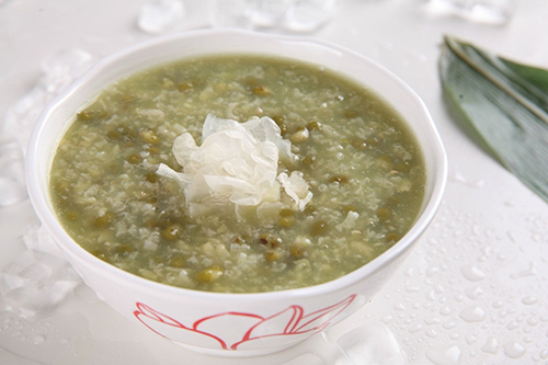 春季滋補(bǔ) 5款滋血養(yǎng)肝的食療粥