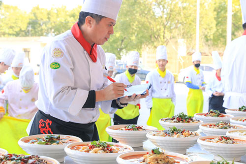 西餐、中餐如何選擇呢？