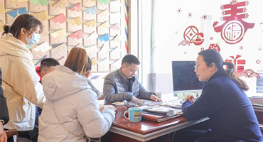 新東方（上海校區(qū)）“老生返校，新生開(kāi)學(xué)”，2021訂制你的未來(lái)，讓美好從容而至！