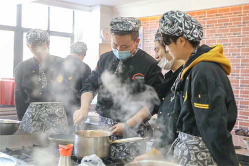 西餐學(xué)校哪里好？