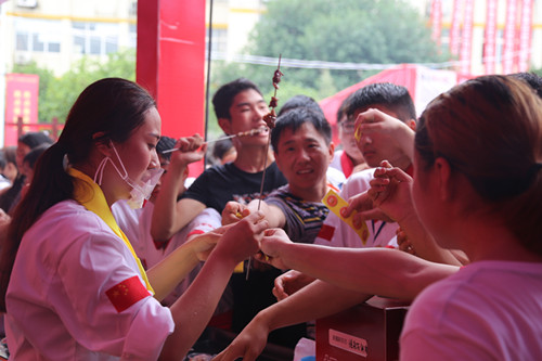 2016中國第二屆“開瑞杯”新東方美食狂歡節(jié)完美啟幕
