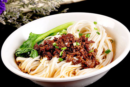 炸醬面500.jpg