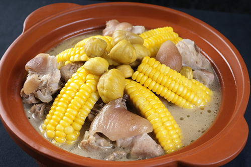 雜糧燉豬蹄 500.jpg