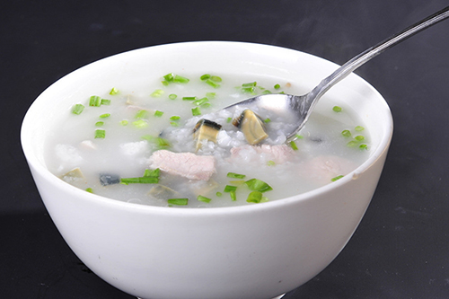皮蛋瘦肉粥 500.jpg