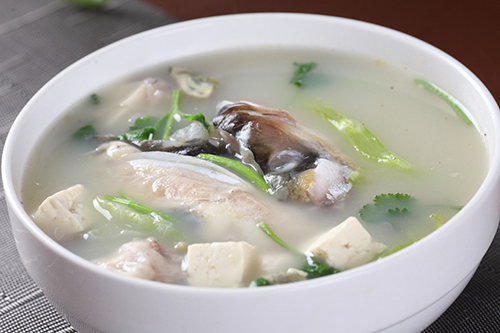 豆腐魚(yú)頭湯 500.jpg