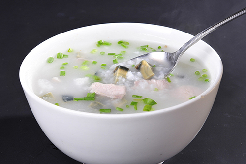 皮蛋瘦肉粥 500.jpg